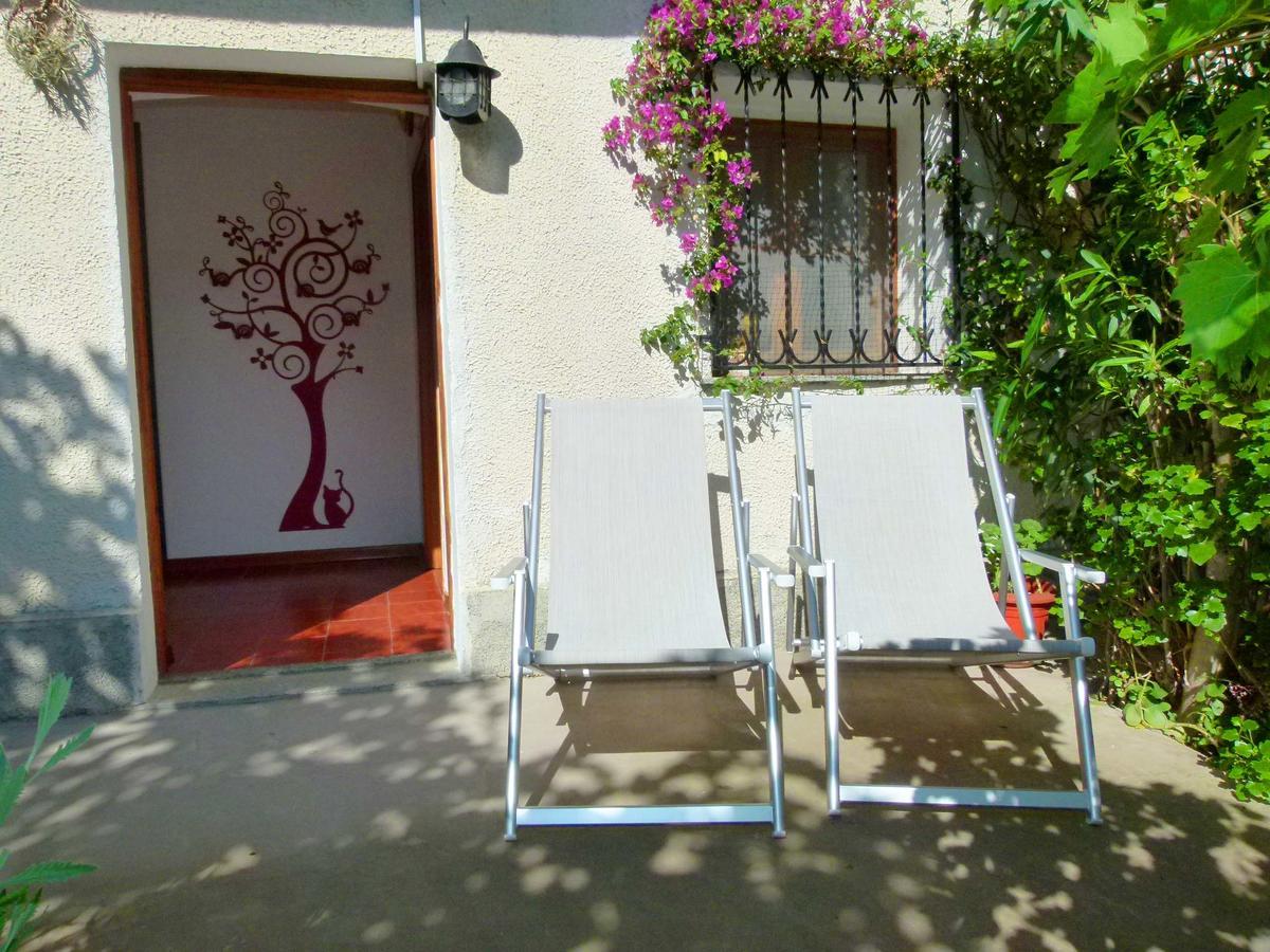 Un Posto Al Sole Diano San Pietro Exterior foto