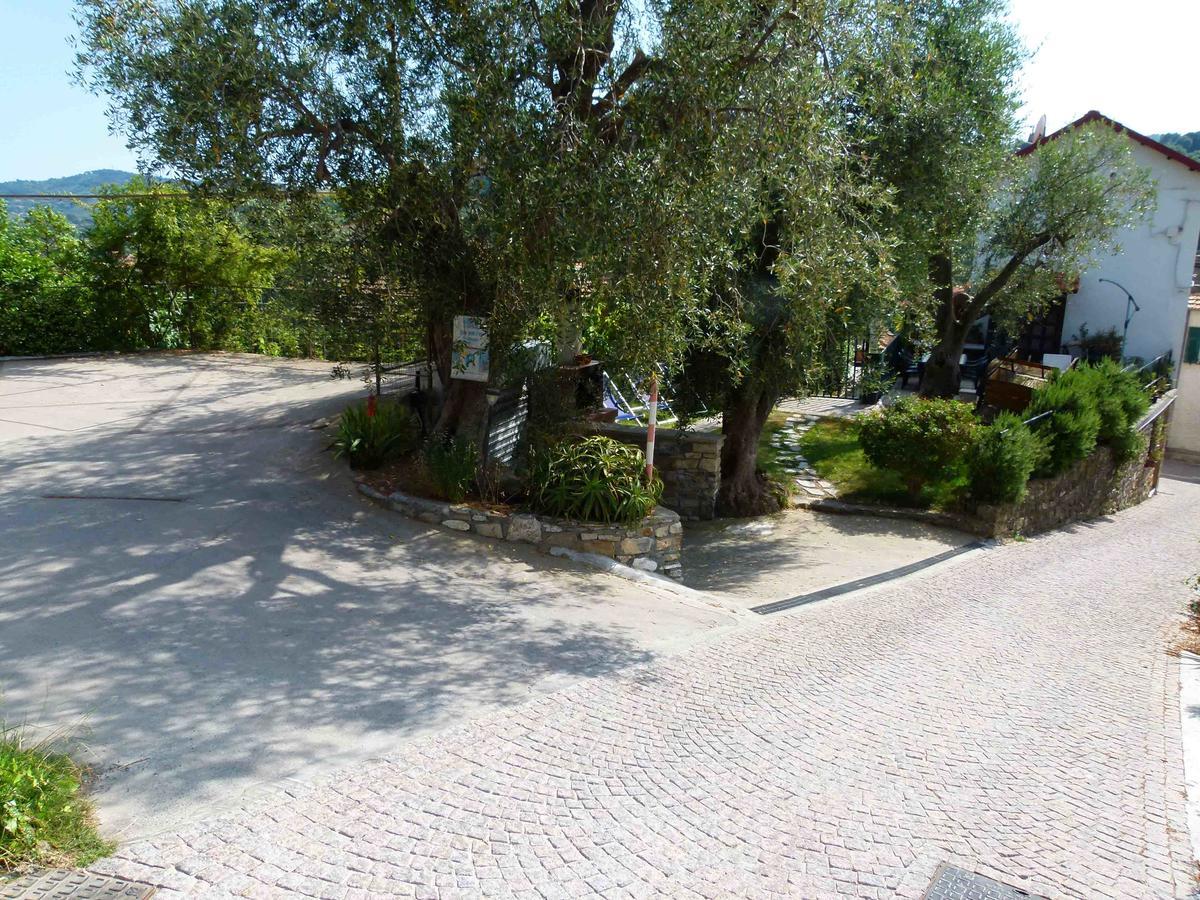Un Posto Al Sole Diano San Pietro Exterior foto