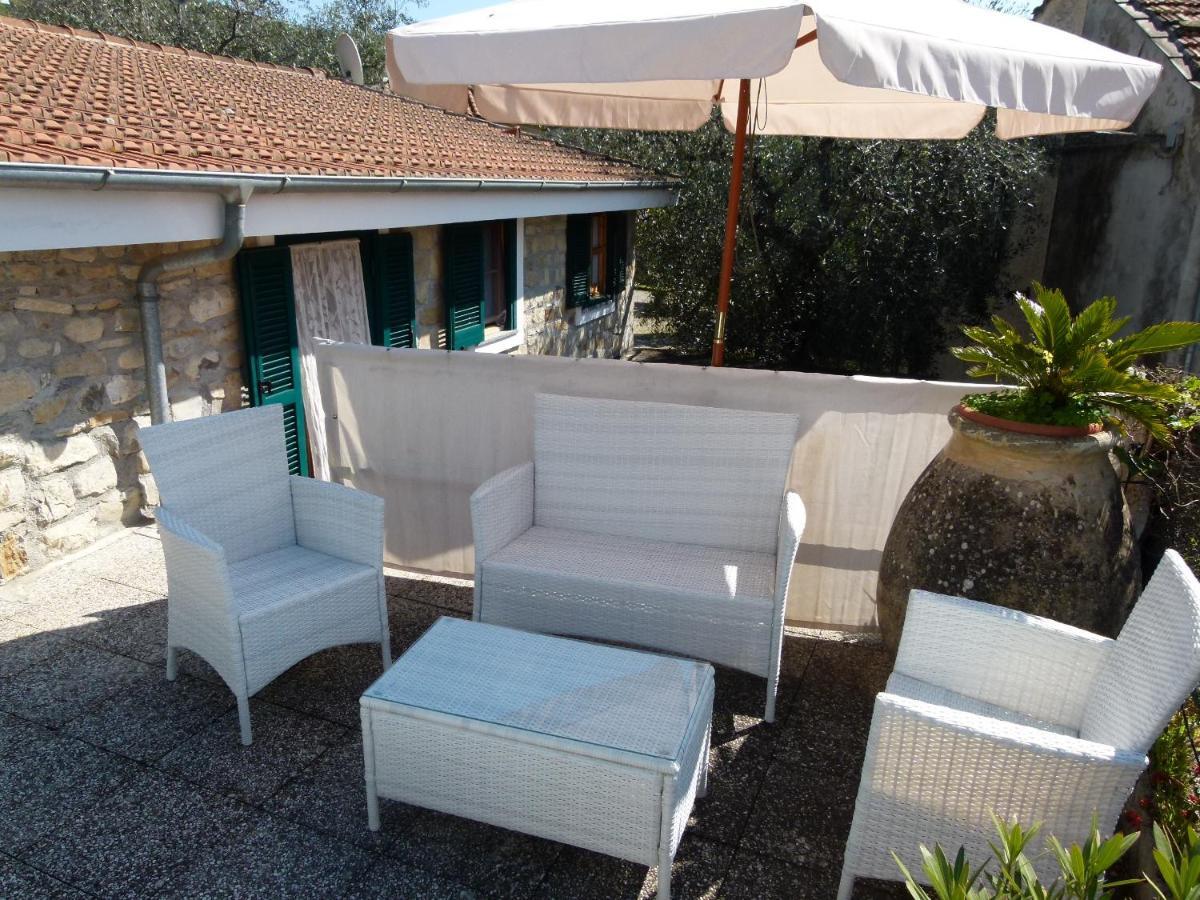 Un Posto Al Sole Diano San Pietro Exterior foto